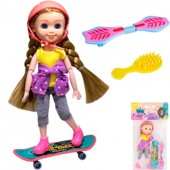 Кукла малышка Miss Kapriz со скейтом в пакете